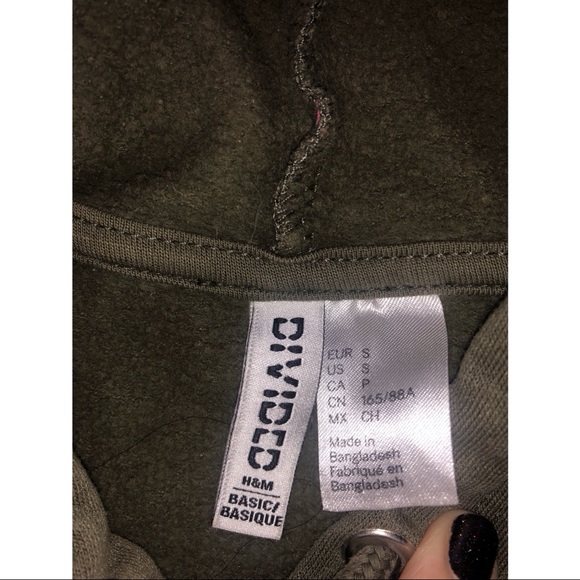 H&M cropped hoodie olive green small - Picture 2 of 2